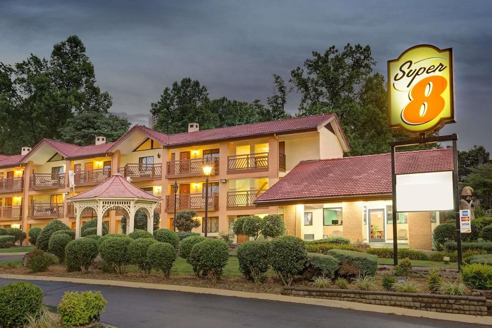 Super 8 By Wyndham Downtown Gatlinburg At Convention Center Hotel Luaran gambar
